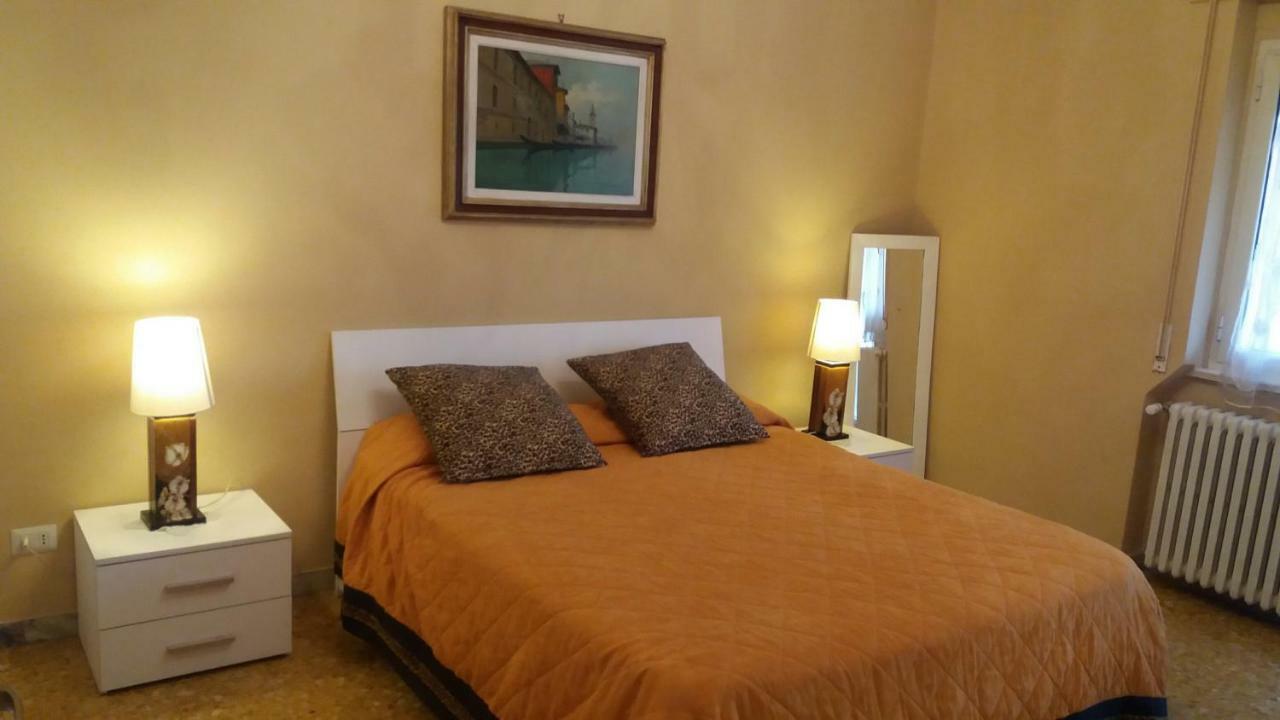 Tuscolana Inn Рим Екстериор снимка